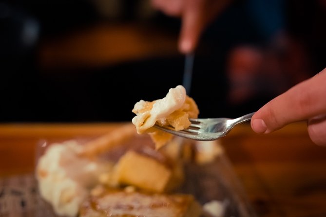 Krakow: 6-Course Full Polish Food & Vodka Tour - Vodka tasting: 4 traditional vodkas, paced through dinner