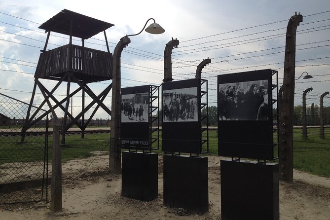 Krakow: Auschwitz-Birkenau & Salt Mine -private/shared transport - A long day, built for people with limited time in Krakow