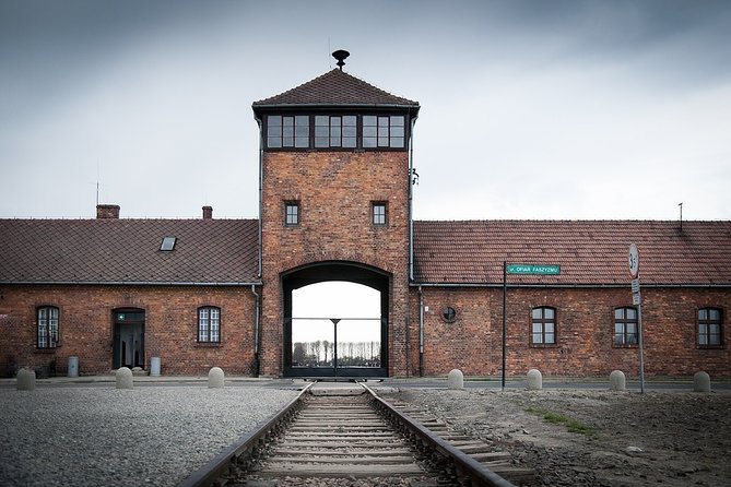 Krakow: Auschwitz-Birkenau Shared English Tour and Transfer - Auschwitz-Birkenau From Krakow, With Transfers Already Handled