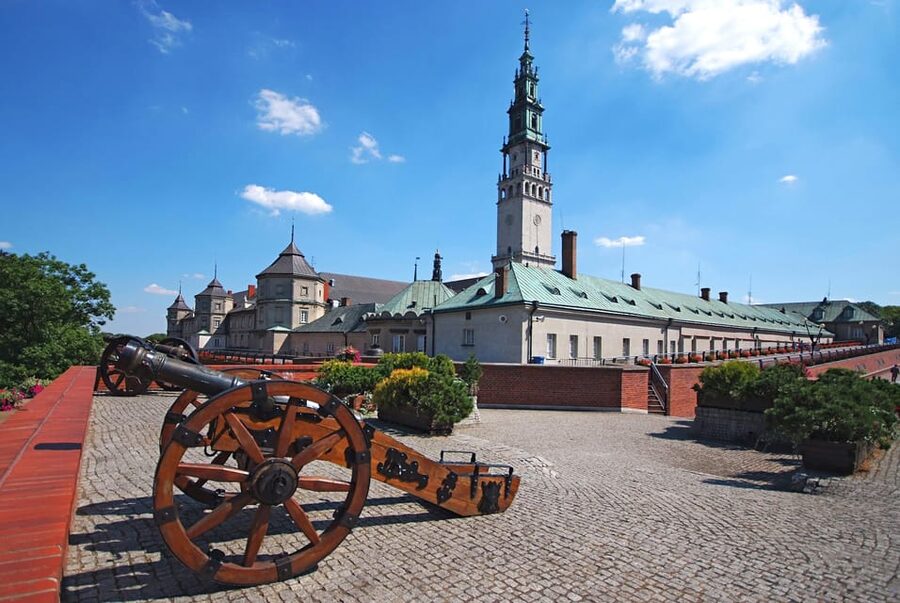 Krakow: Black Madonna Sanctuary of Czestochowa - Guided Tour - Monastery Tower Viewpoint Over Częstochowa