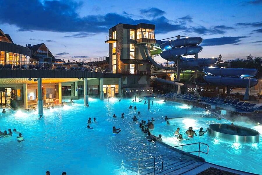 Krakow: Chocholowskie Baths with Ticket and Transportation - When the complex gets busy: what to do if crowds slow you down