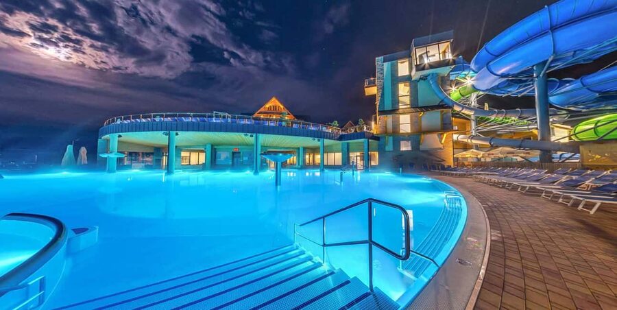 Krakow: Chocholowskie Thermal Baths Evening Ticket - Your 3-Hour Ticket: Outdoor Pools, Indoor Pools, and Kids Slides