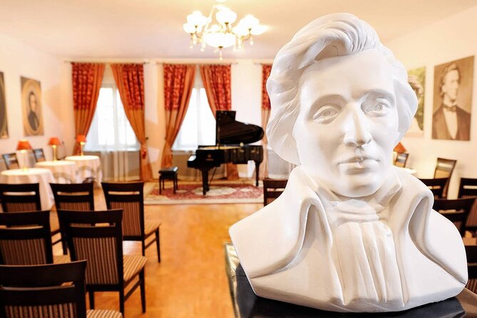 Krakow: Chopin Piano Concert in St. Bernardine Church - Why Chopin in the Bernardine Monastery feels different