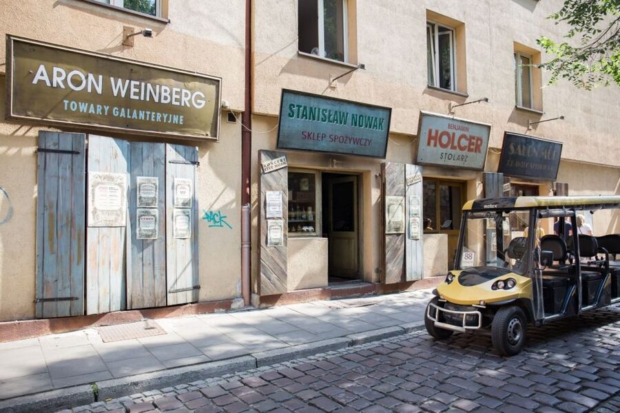 Krakow: City Tour of 3 Districts by Electric Car - Key things to know before you go