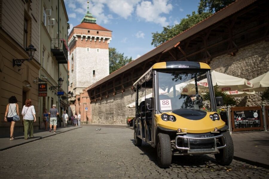 Krakow: City Tour of 3 Districts by Electric Car - Kazimierz stop: the Jewish Quarter’s layers and why it feels alive