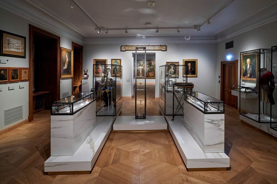 Krakow: Czartoryski Museum Tour / Entrance with Krakow Card - Should you book this Krakow Card Czartoryski combo?