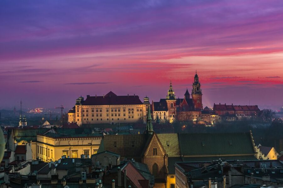 Krakow: Evening Walking Tour with Spooky Stories - Key Takeaways Before You Go