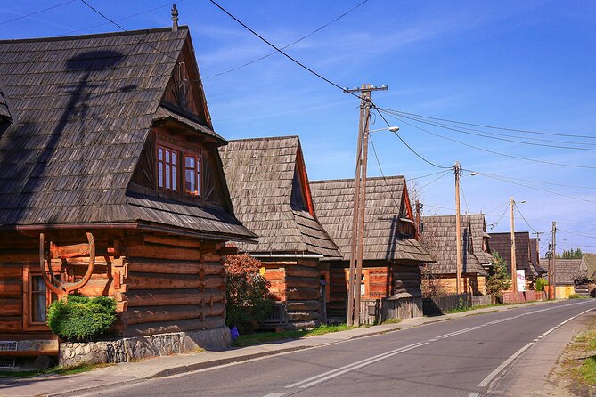 Kraków: Explore Zakopane Tatra Mountain and optional Thermal Bath - Chocholow Highland Tasting: Cheese and Alcohol at a Traditional Cottage