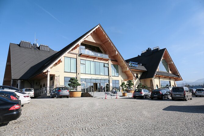 Kraków: Explore Zakopane Tatra Mountain and optional Thermal Bath - Chocholowskie Termy: Outdoor Pools, Slides, and a Swim-Up Bar