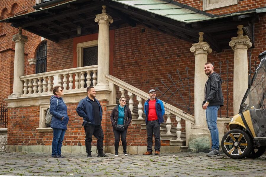 Krakow: Extended City Sightseeing Tour - Eco Buggy Golf Cart - Getting the most from hop-off viewpoints