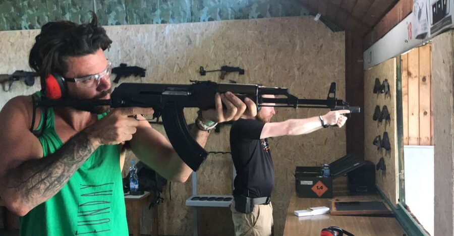 Krakow: Extreme Shooting Range with Hotel Transfers - Krakow Hotel Pickup Meets a Big Shooting Range