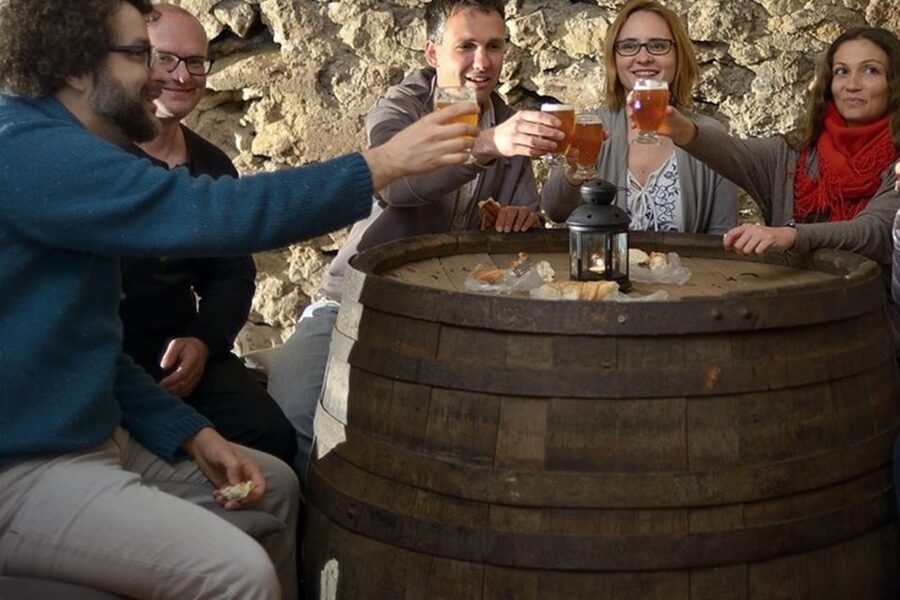 Krakow Food Tour: Polish Flavours & Local Stories - Comfort Food and Sights on Royal Way: Camera Time Included