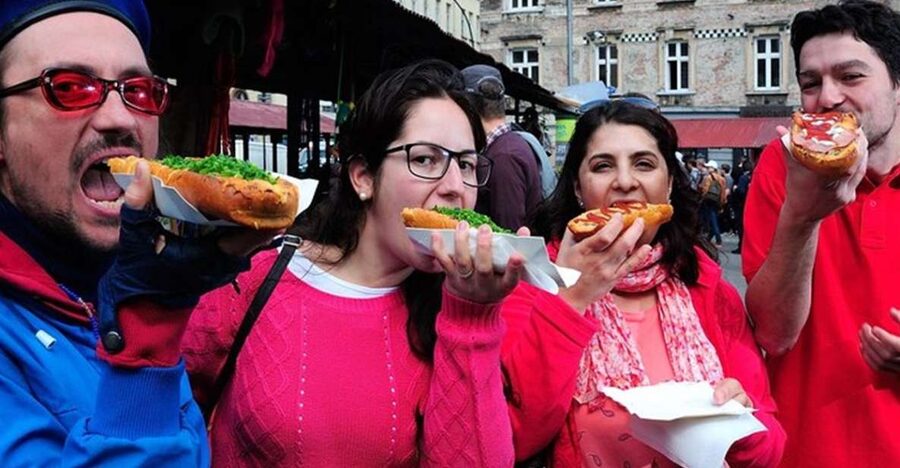 Krakow Food Tour: Polish Flavours & Local Stories - Where the Tour Starts: Mały Rynek Meeting Point and First Impressions