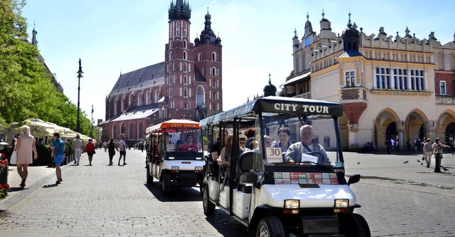 Krakow: Full Tour Regular 1.5h guided city tour by E-Cart - Quick Hits Before You Go