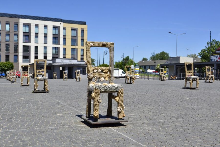 Krakow: Full Tour Regular 1.5h guided city tour by E-Cart - Price and Value: Is $53 Reasonable?