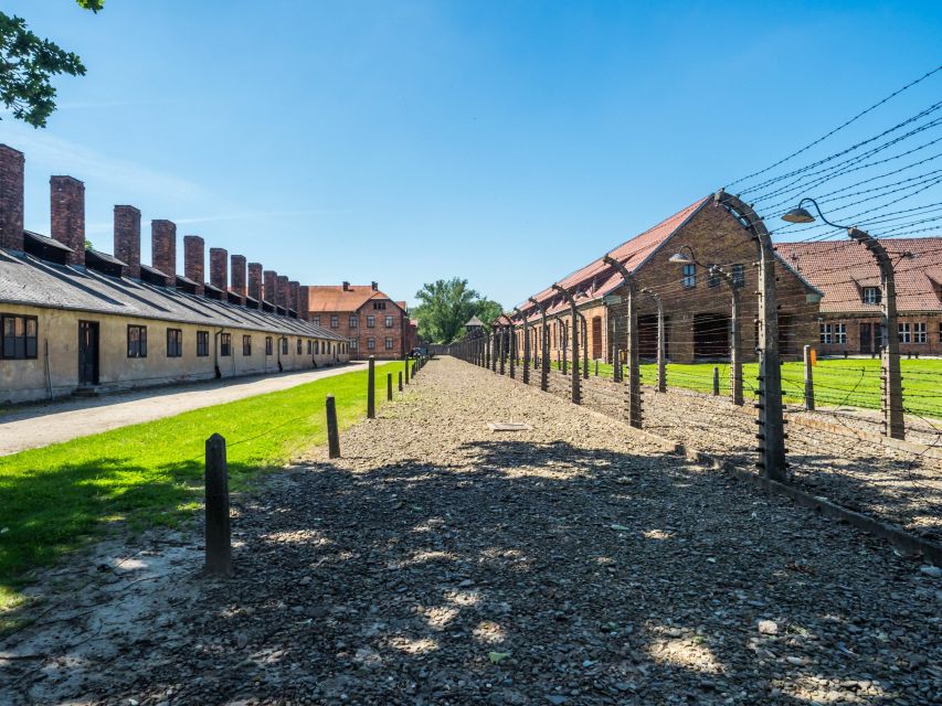Krakow: Guided Auschwitz Birkenau Tour - The Birkenau Transfer: A Short Ride, Big Shift