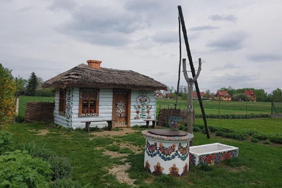 Krakow: Guided Day Tour of Zalipie Village & Museum Entry - Price and Value: Is $122 for Zalipie Worth It?