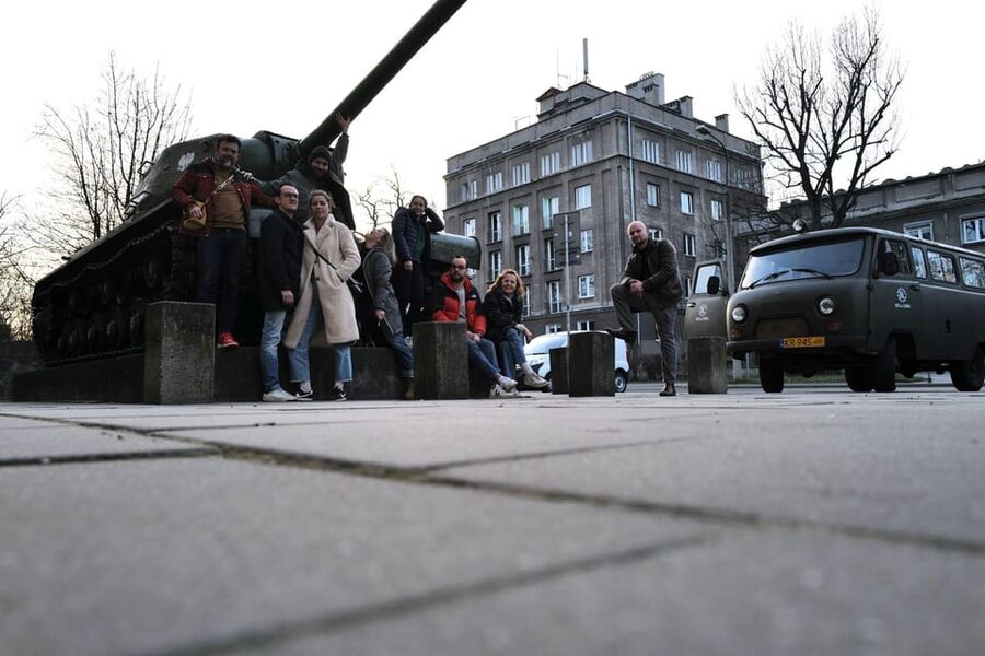 Krakow: Guided Tour to Nowa Huta on Commie Retro Van - Transportation timing, pace, and why duration matters