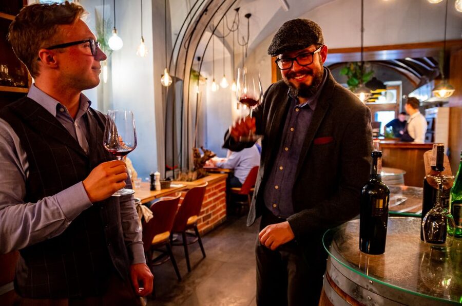 Krakow: Guided Wine Bar Tour with Tastings and Snacks - First tasting at Winosfera: learn the basics while you sip