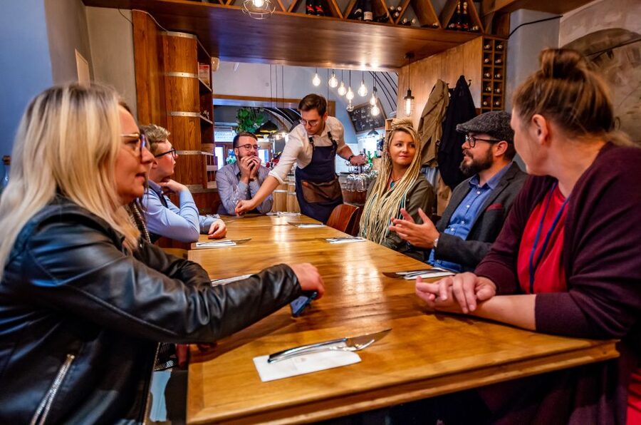 Krakow: Guided Wine Bar Tour with Tastings and Snacks - 4 hours on foot, with tastings that add up