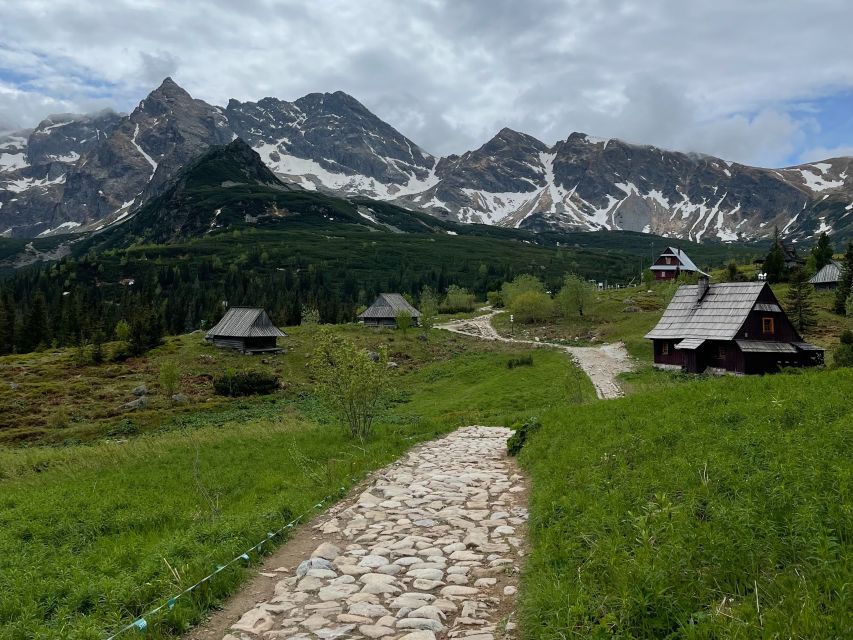Krakow: Hiking Adventure in Tatra Mountains & Thermal Baths - Price and Value: What $164 Really Buys You