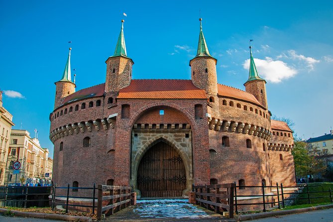 Krakow in a Day: City Tour by Electric Car - The Old Town Orientation: Getting Your Bearings Fast