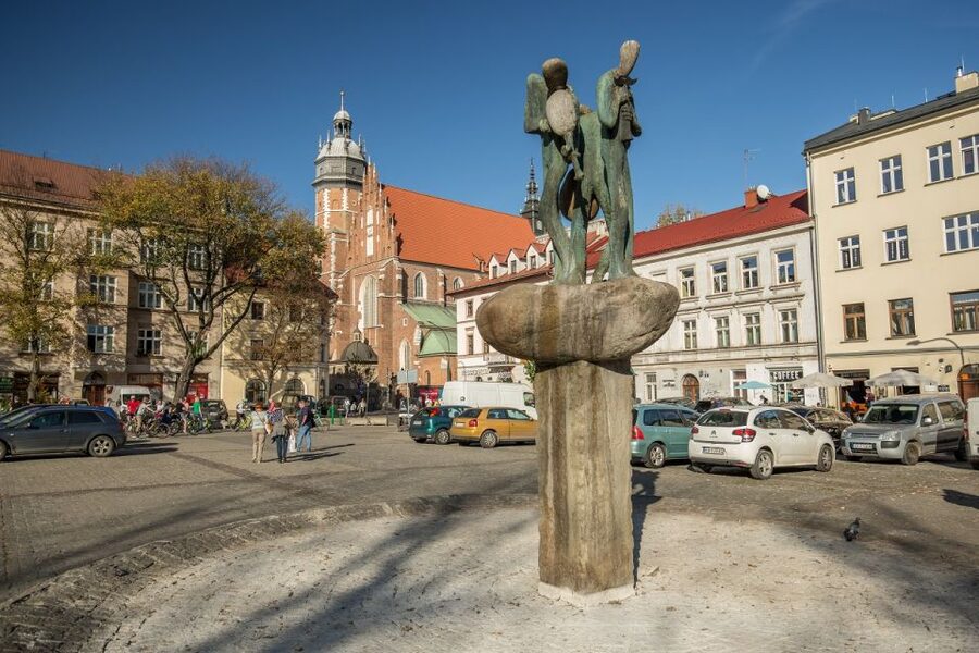 Krakow: Jewish Ghetto Walking Tour - Key Things You’ll Notice on This Krakow Ghetto Walk