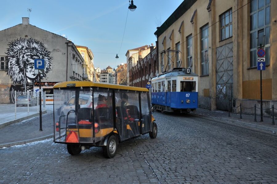 Krakow: Jewish Quarter and Ghetto Sightseeing Golf Cart Tour - From Zabka to Kazimierz on a heated electric cart