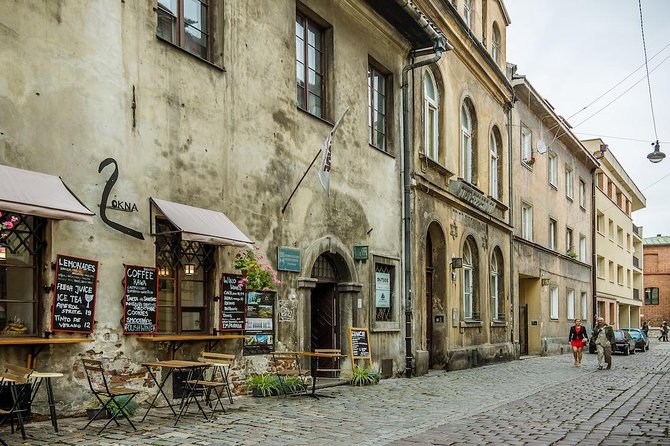 Krakow: Jewish Quarter Kazimierz & Schindler's Factory & Ghetto Guided Tour - Kazimierz’s cobblestones and courtyards: where the story starts