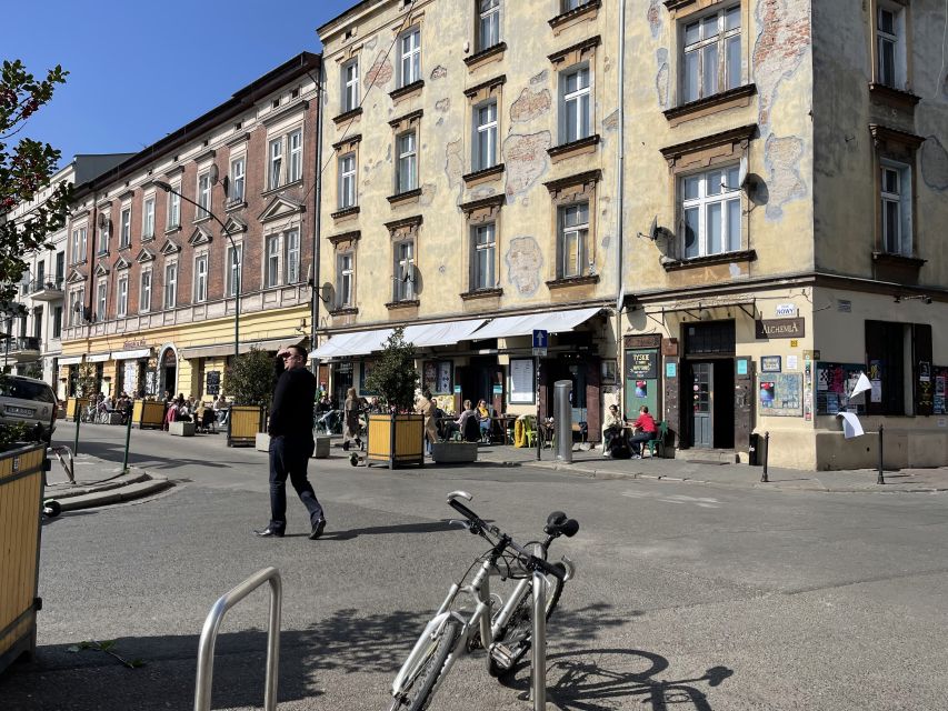 Krakow: Kazimierz District Jewish Heritage Tour - Starting at the Old Synagogue in Krakow