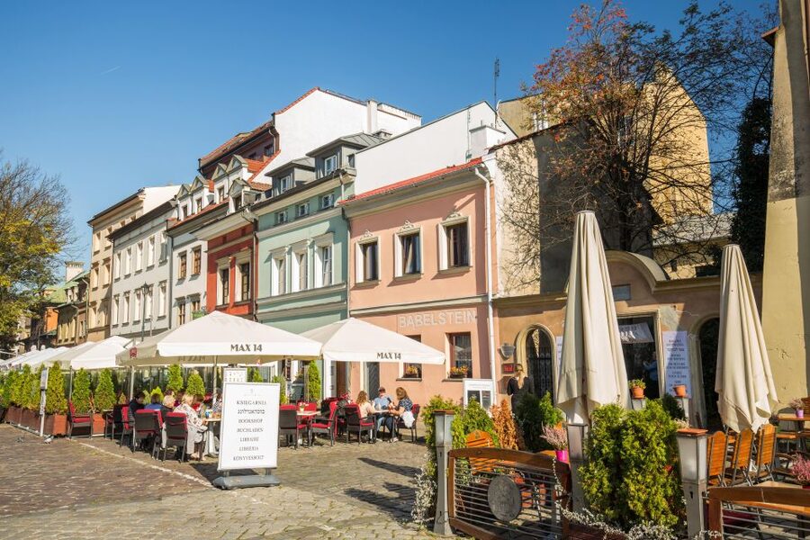 Krakow: Kazimierz Jewish Quarter Walking Tour - What I like about the guides, and how to get more out of them
