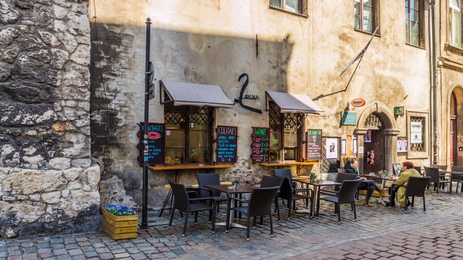 Krakow: Kazimierz Jewish Quarter Walking Tour - How the 1.5 hour vs 2 hour options change your experience