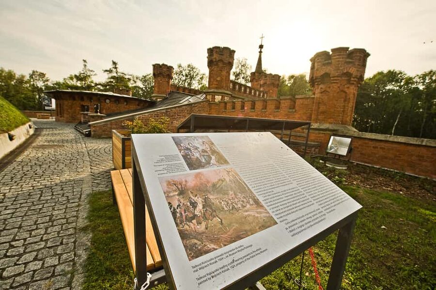 Krakow: Kościuszko Mound Ticket – History & Views! - Kościuszko Mound in Krakow: Hilltop Views with Fort Facts