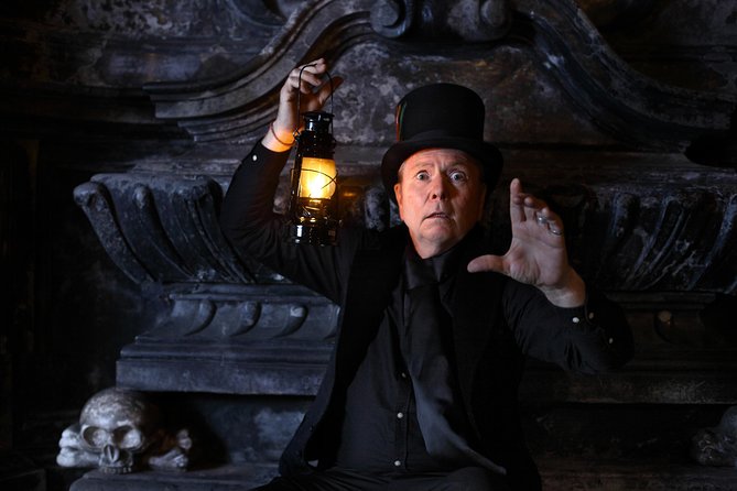 Krakow Night Tour: Ghosts, Vampires and Legends of the Old Town - Palace of the Wielopolski Family: The Ghost-Story Waypoint