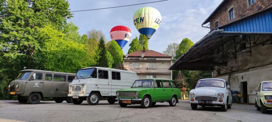 Krakow: Nowa Huta Guided Tour in Vintage Car - Ujastek 1: The Guided City-Planning Lesson You Came For
