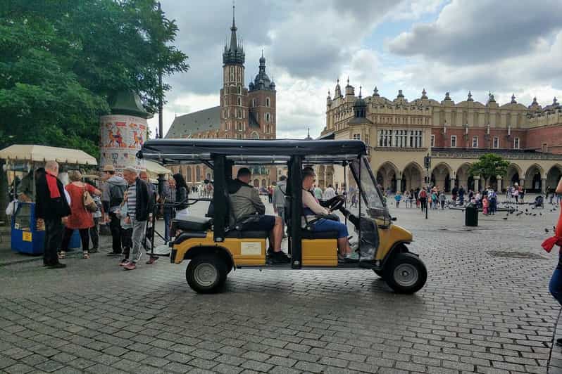Krakow: Old Town City Tour in a Golf Cart - Wawel pass: linking the city center to Krakow’s royal story