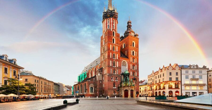 Krakow: Old Town Highlights Private Walking Tour - Key highlights to know before you go