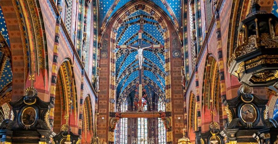 Krakow: Old Town short walk with St. Mary's Basilica visit - Key things I think are worth your attention