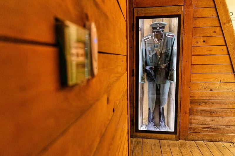 Krakow: Oskar Schindler's Factory Entry Ticket & Guided Tour - Who this guided ticket suits best