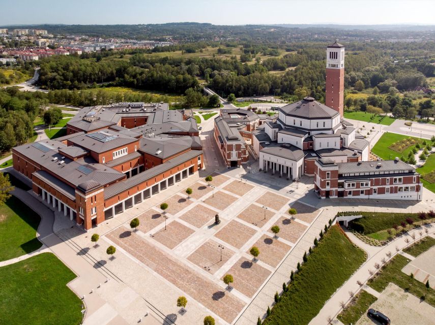 Krakow: Pope John Paul II Guided Tour with Home & Sanctuary - Group Pace, Timing, and Who This Tour Suits Best