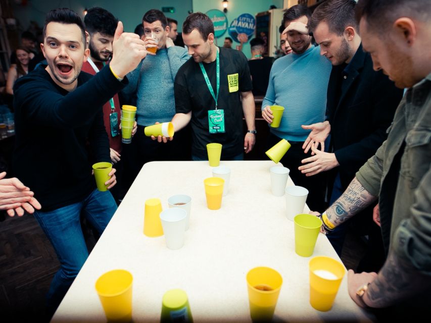 Krakow: Pub, Bar & Club Crawl - The first bar: unlimited drinks and party games that break the ice