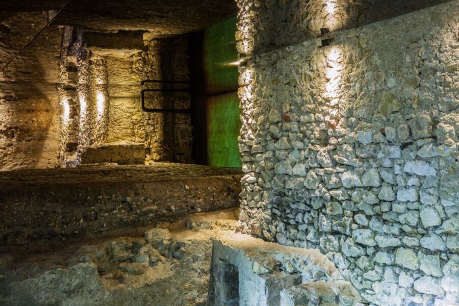 Krakow: Rynek Underground Museum Guided Tour - The guide is the difference maker, and you’ll feel it