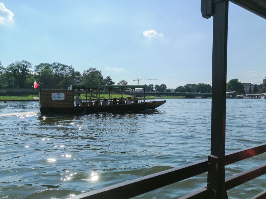 Krakow: Scenic River Cruise - Zwierzyniec Bridge: the pass that makes the photos look like Krakow