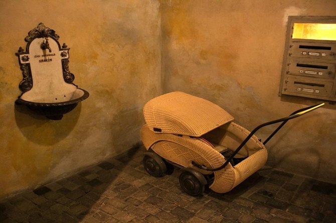Krakow Schindler's Factory Guided Tour with Admission Ticket - Who this guided tour is best for
