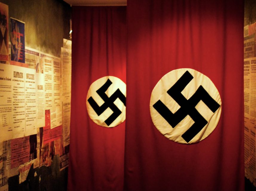 Krakow: Schindler’s Factory Guided Tour with Ticket - Where you meet, how entry works, and what to expect on arrival