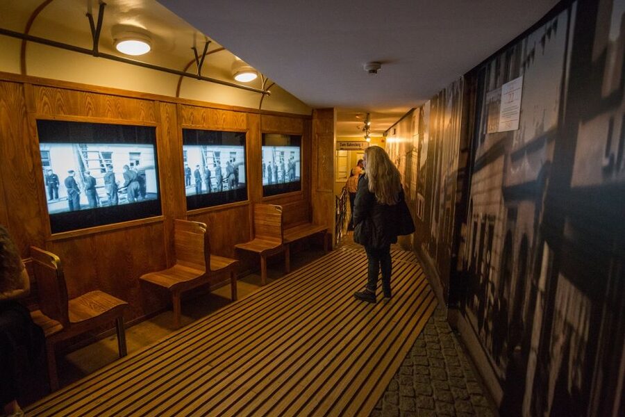 Krakow: Schindler's Factory Tour with Entrance Ticket - Price and value: why $40 can make sense here