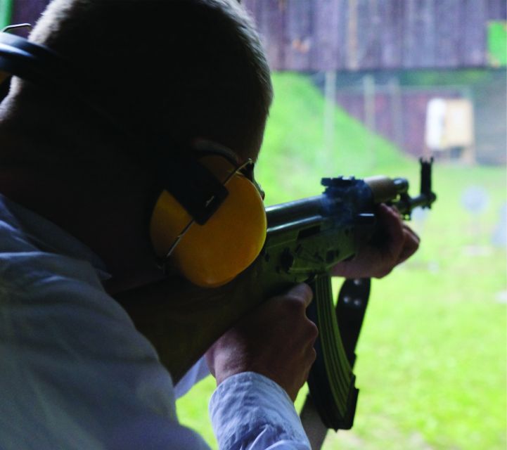 Kraków: Shooting Range Experience - The Real Twist: Competing With Friends and Hitting Targets