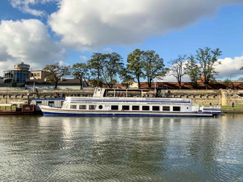 Krakow: Sightseeing Cruise by Vistula River - Why This 1-Hour Vistula Cruise Works for First-Time Krakow Views