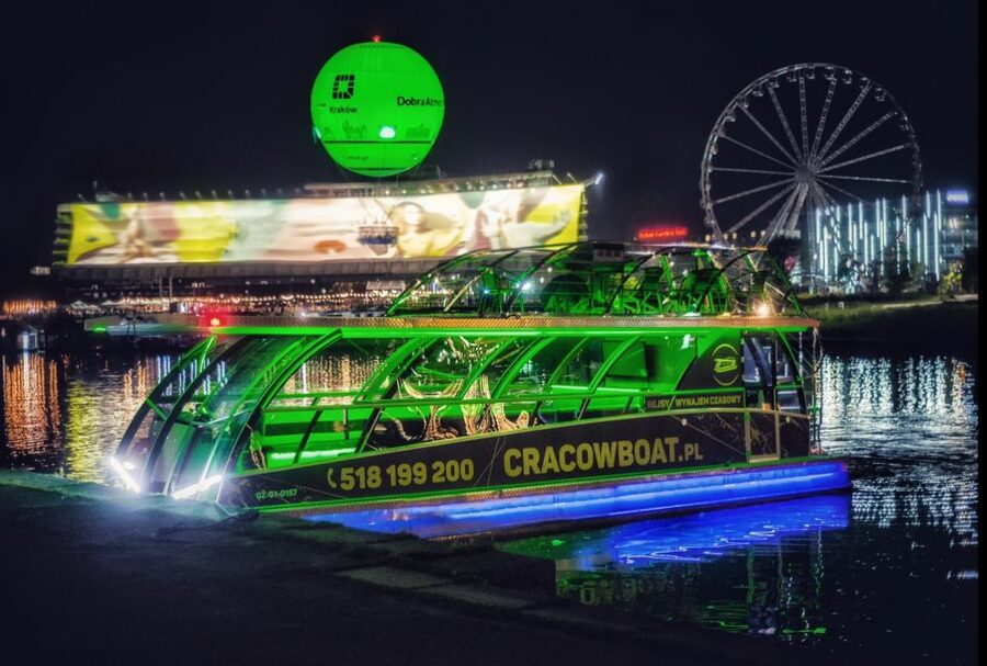 Krakow: Sightseeing Cruise on Vistula River with Audio Guide - Why This 1-Hour Vistula Cruise Works So Well in Krakow
