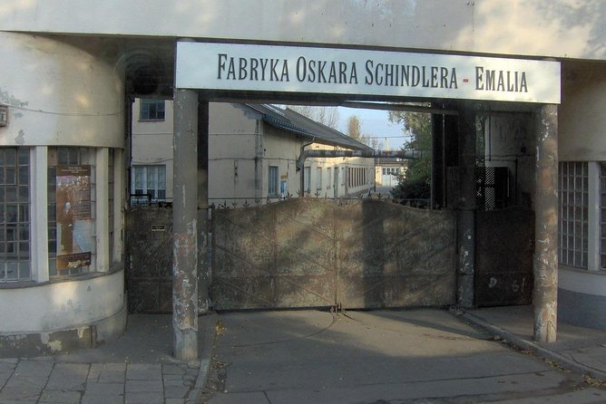 Krakow: Skip-the-line Oskar Schindler’s Museum Private Tour - Entrance Times and Pacing: Why “Private” Feels Different Here